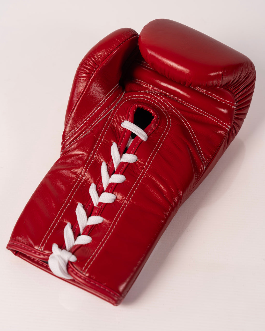 Fairtex BGL6 - Lace Up Competion Gloves - Red 10oz