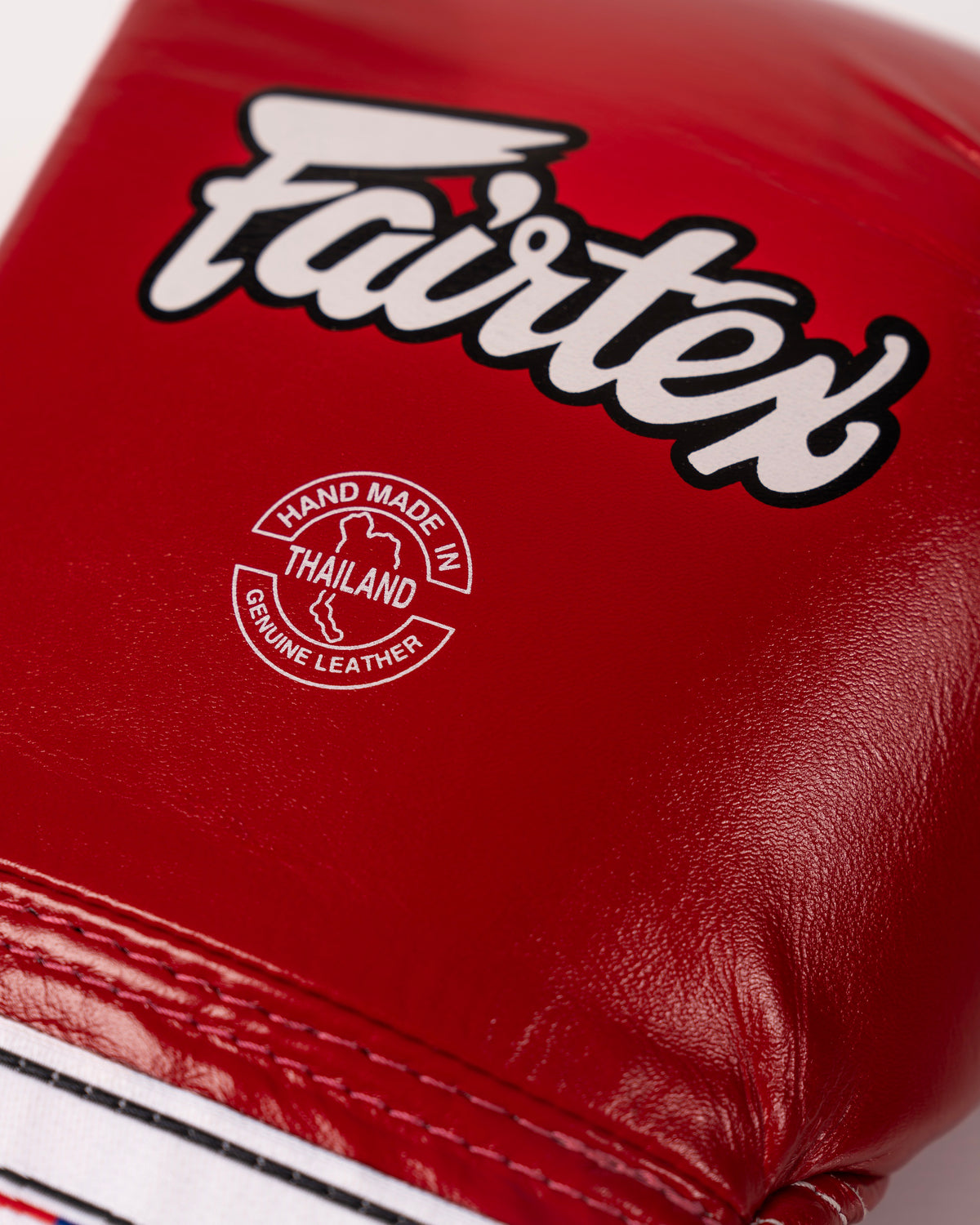 Fairtex BGL6 - Lace Up Competion Gloves - Red 10oz