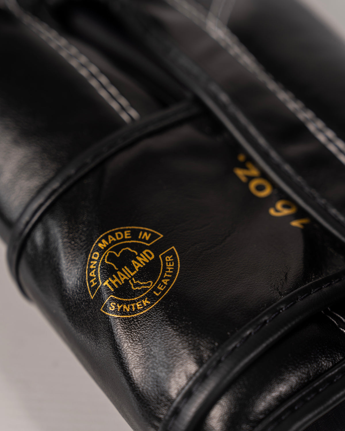 Fairtex - BGV18 - Super Sparring Gloves - Black / Gold