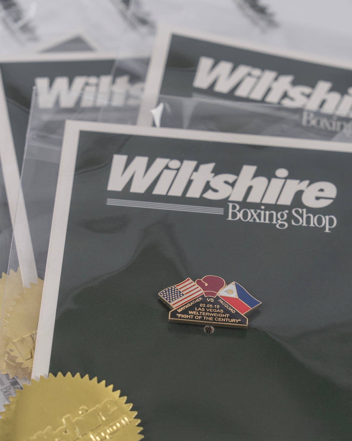 Mayweather vs. Pacquiao 'Fight of the Century' MGM Grand Pin Badge - 2015