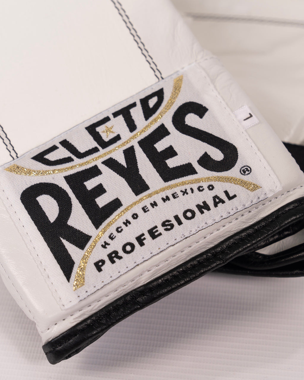 Cleto Reyes Original Bag Gloves - White