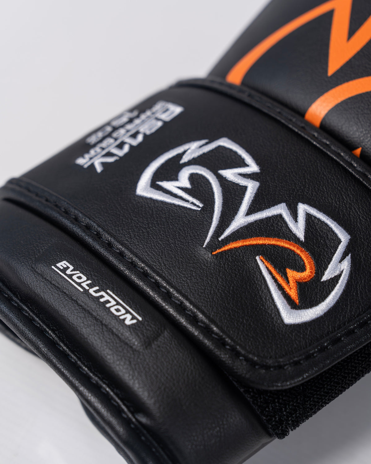 Rival RS11V Evolution Sparring Gloves - Black - 16oz