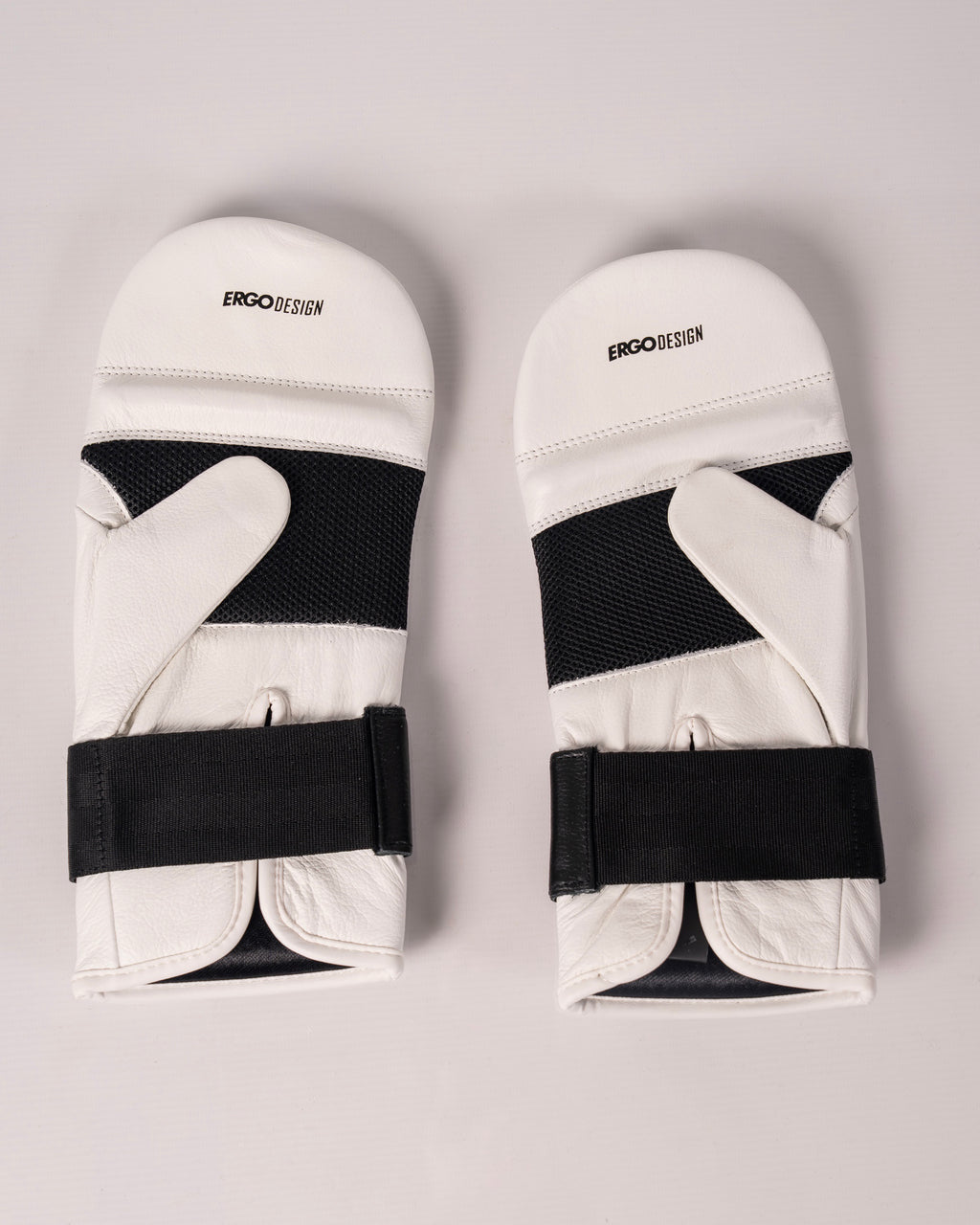 Rival RB5 Bag Mitts - White