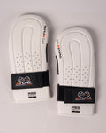 Rival RB5 Bag Mitts - White